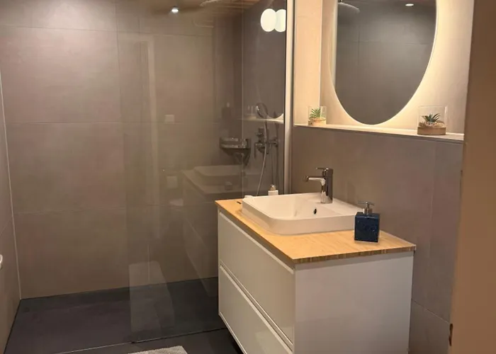 Апартаменты 3,5 Eigerblick Zentral In *